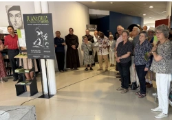 Collages de Mª Ángeles Merín en una exposición sobre san Juan de la Cruz
